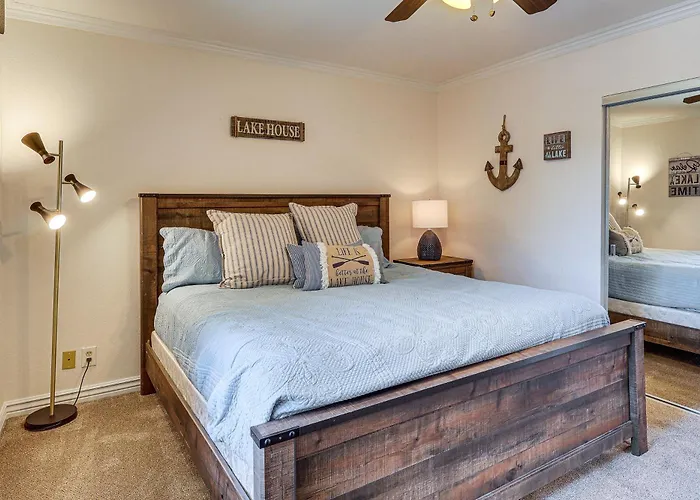 Golf, Boat, Swim! Walkable Havasu Getaway Ferienhaus Lake Havasu City