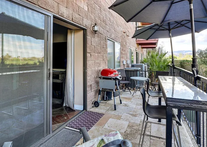 Golf, Boat, Swim! Walkable Havasu Getaway Ferienhaus