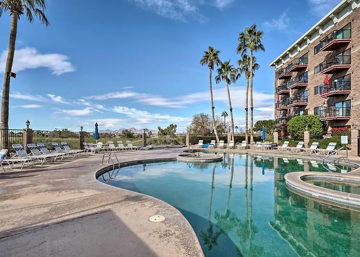 Golf, Boat, Swim! Walkable Havasu Getaway Lake Havasu City